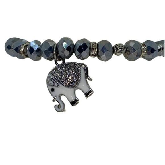 New NWT Silver Beaded Silver-Tone Rhinestone Elephant Pendant Stretch Bracelet - Picture 2 of 7